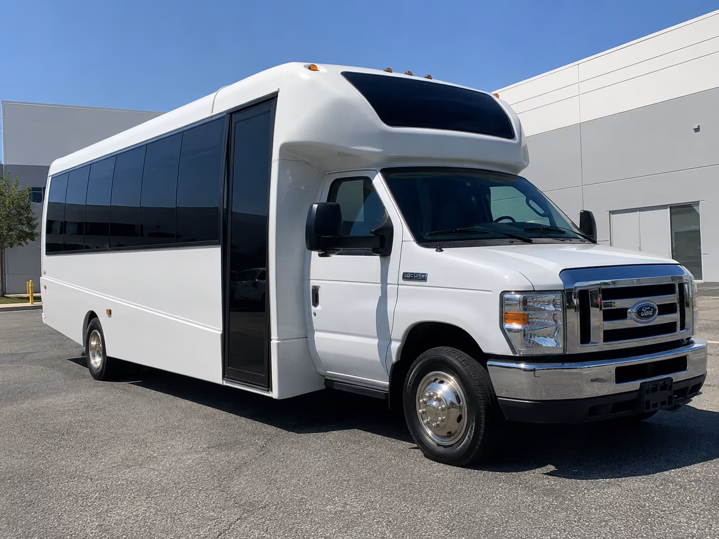 glendale book a private charter bus for glendale event transportation