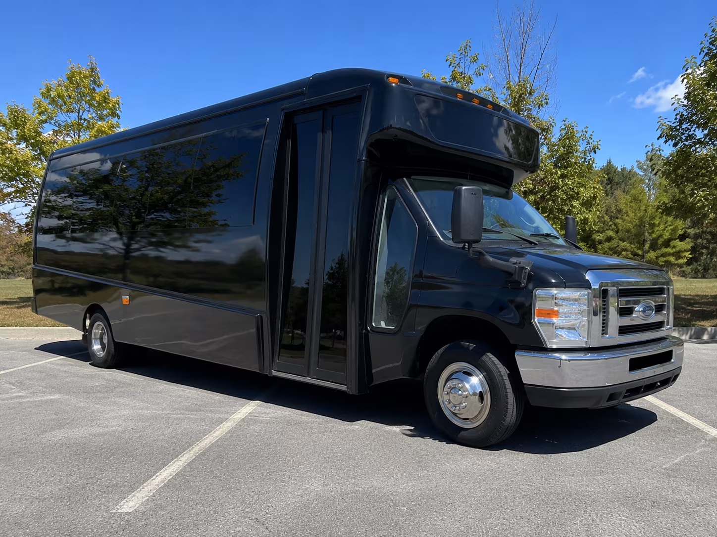 oxnard reserve your oxnard long distance charter bus rental today