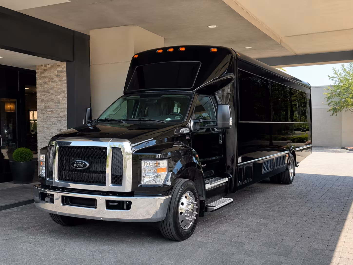 party buses to dodger stadium and bmo stadium for simi valley fans