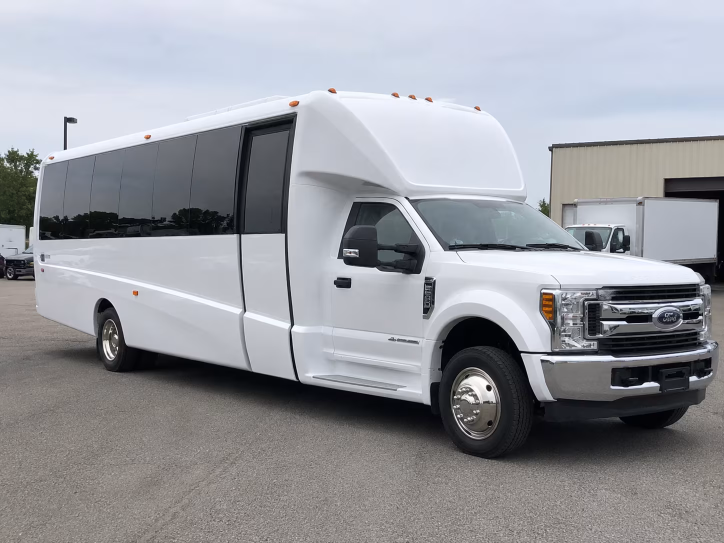 pasadena book military and government shuttles to and from pasadena