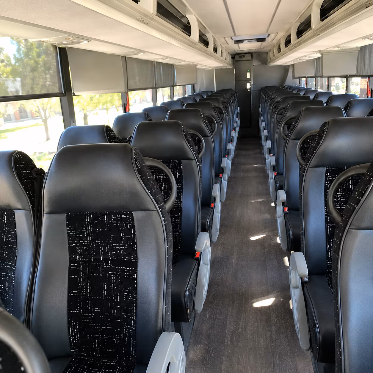 thousand oaks bus rentals