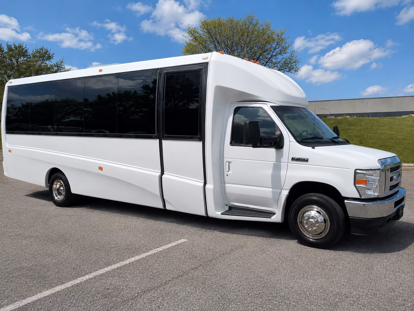 thousand oaks short and long term charter bus services for thousand oaks businesses