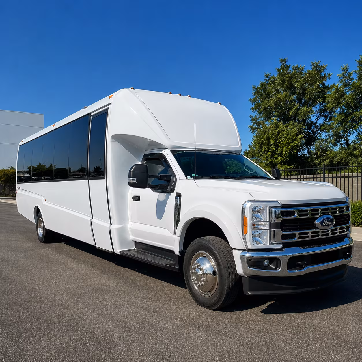 ventura make an entrance with ventura prom transportation